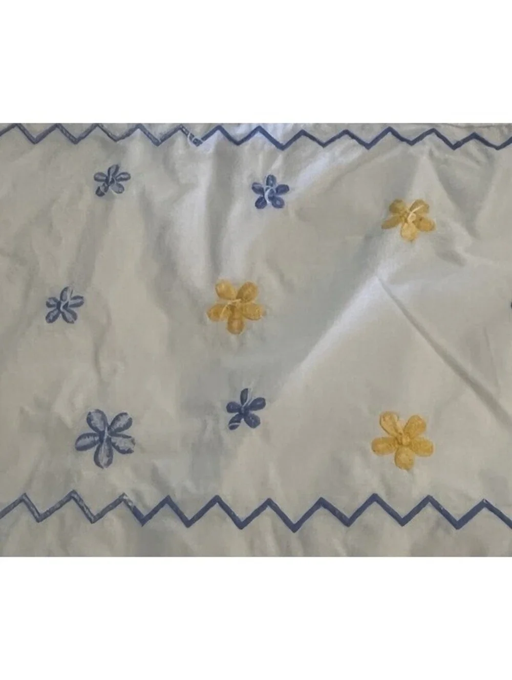 Divatex Twin White Cotton Duvet Embroidered Blue Yellow Flowers Button Close